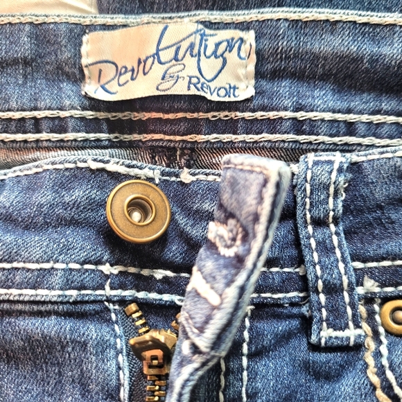 Two skinny jeans - Picture 11 of 16